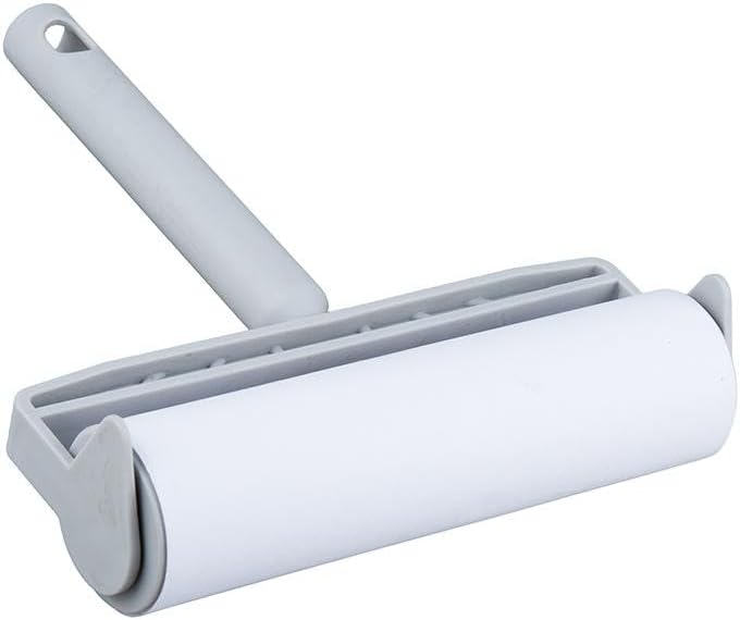 Daiso Lint Roller - White Sticky Roller for Clothes & Fabric - Image 2